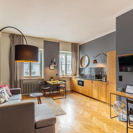 Fox Center Apartments Зомбки Экстерьер фото